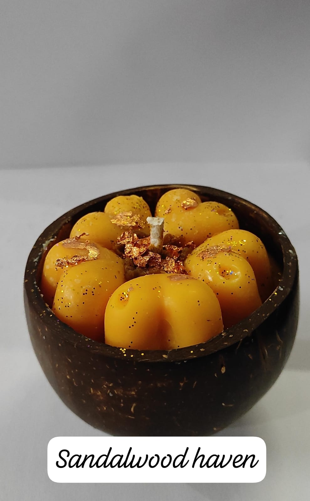 Coconut Shell – Sandalwood Heaven